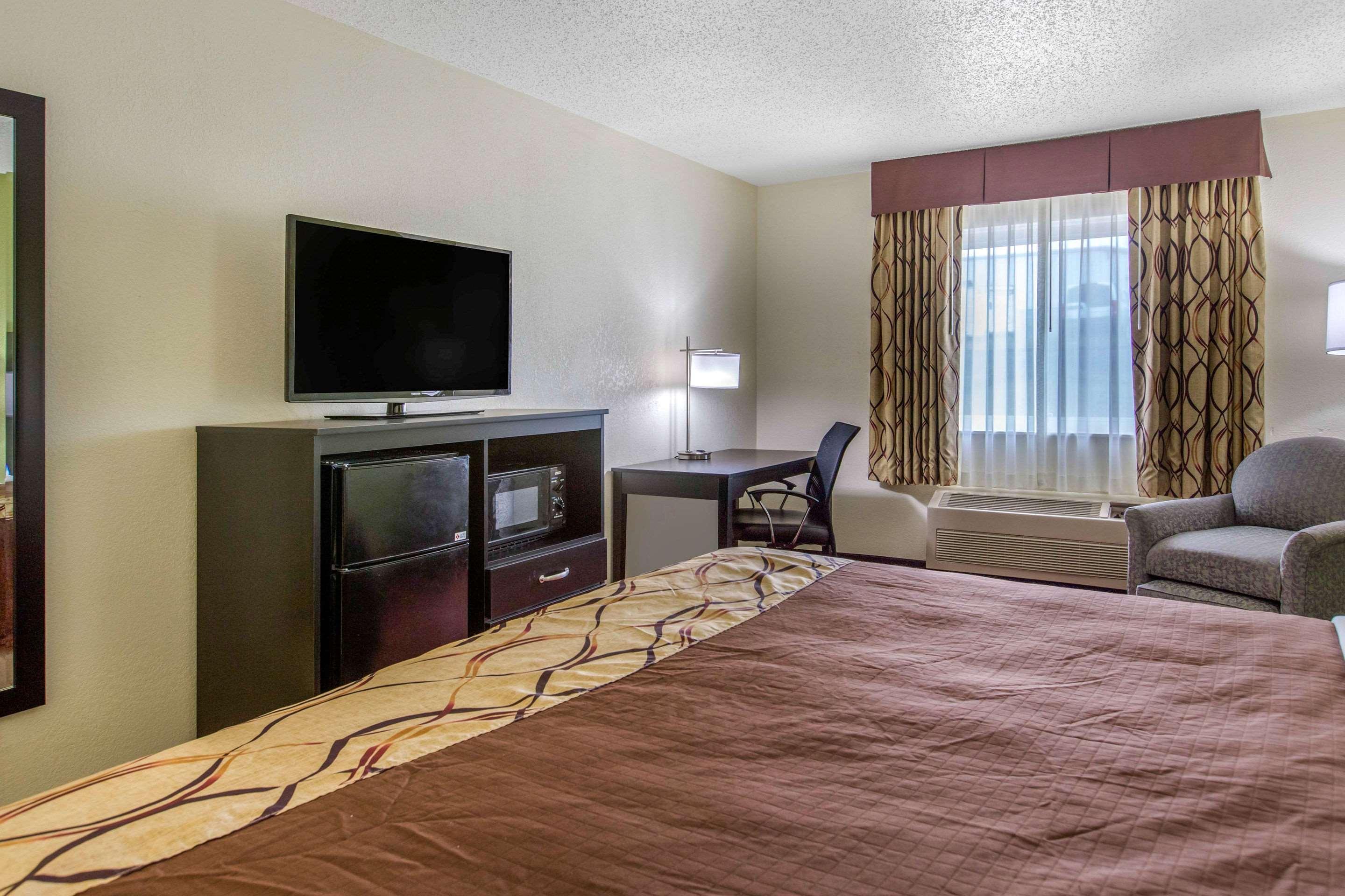 Rodeway Inn Coopersville Exterior foto