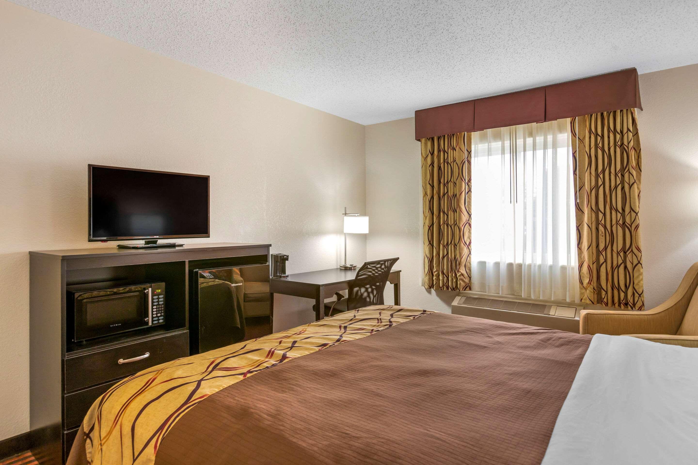 Rodeway Inn Coopersville Exterior foto